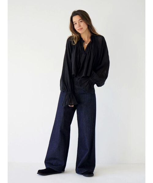 Ungrid（アングリッド）の「フェイクスウェードラウンドトゥスリッポン（スリッポン・レディース・カーキ/ブラック・L/M/S）」の10枚目の写真