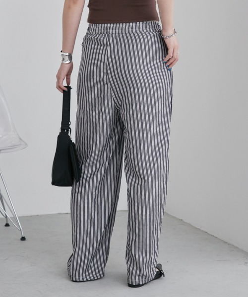 Aunt Marie's(アントマリーズ)の「サッカーストライプイージーパンツ(その他パンツ・レディース・ブラック/ブルー・MEDIUM/LARGE)」の6枚目の写真