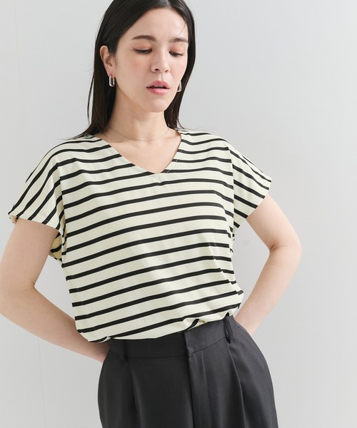 le cercle ADAM ET ROPE'(ルセルクルアダムエロペ)の「2WAYフレンチスリーブボーダーTee(Tシャツ/カットソー・レディース・ホワイト系/ブラック系・FREE)」の2枚目の写真