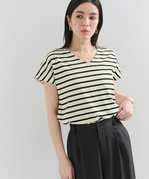 le cercle ADAM ET ROPE'(ルセルクルアダムエロペ)の「2WAYフレンチスリーブボーダーTee(Tシャツ/カットソー・レディース・ホワイト系/ブラック系・FREE)」の7枚目の写真