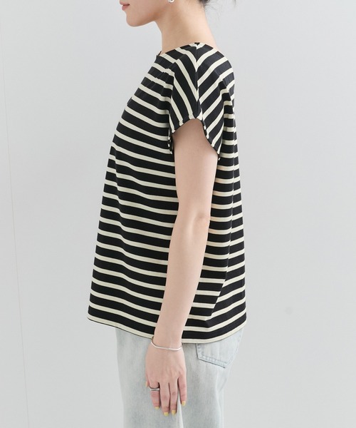 le cercle ADAM ET ROPE'(ルセルクルアダムエロペ)の「2WAYフレンチスリーブボーダーTee(Tシャツ/カットソー・レディース・ホワイト系/ブラック系・FREE)」の12枚目の写真