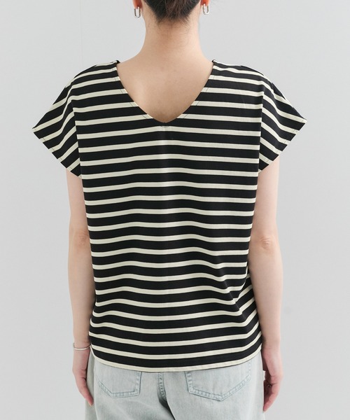 le cercle ADAM ET ROPE'(ルセルクルアダムエロペ)の「2WAYフレンチスリーブボーダーTee(Tシャツ/カットソー・レディース・ホワイト系/ブラック系・FREE)」の13枚目の写真