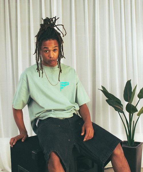 HUF(ハフ)の「MEMORY OF FREEDOM TEE(Tシャツ/カットソー・メンズ・ホワイト/グリーン系その他/ブラック・S/M/L/XL/XXL)」の7枚目の写真