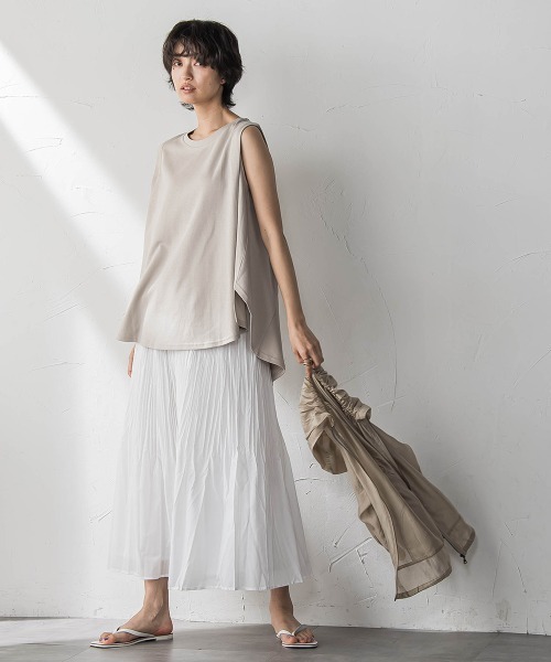 MAYSON GREY(メイソングレイ)の「シアーランダムプリーツスカート≪洗濯機で洗える≫(スカート・レディース・ブラック/ホワイト/レッド・M)」の13枚目の写真