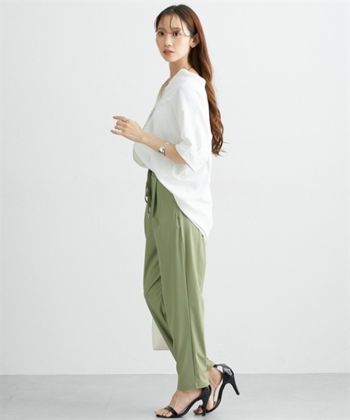 nissen（ニッセン）の「【ひんやり接触冷感】ストレッチ素材ジョガーパンツ（その他パンツ・レディース・グレイッシュベージュ/ブラック/グリーン・S/M/L/LL）」の10枚目の写真