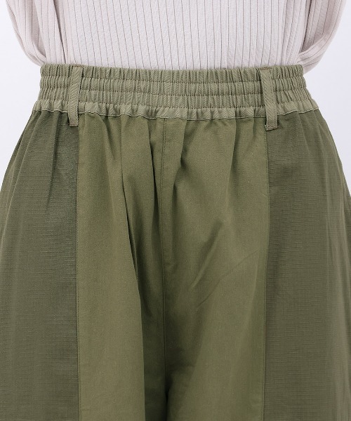 チチカカ（チチカカ）の「Orale! ブロッキングイージーパンツ（その他パンツ・レディース・ブラック/カーキ/レッド・FREE）」の17枚目の写真