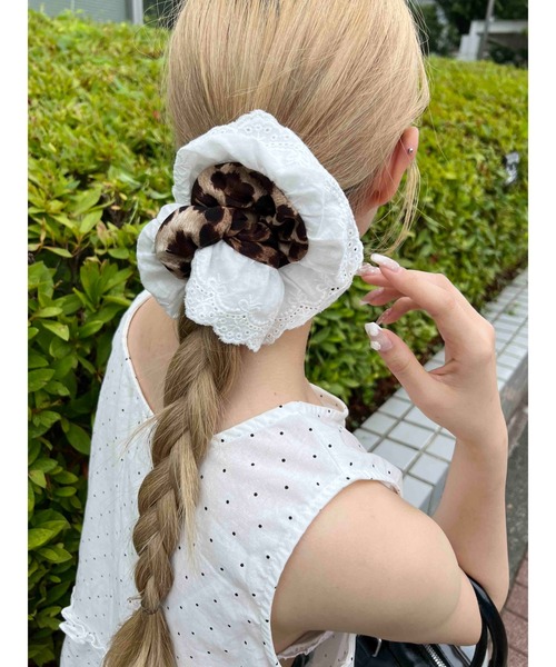 WC（ダブル シー）の「レオパードレースシュシュ（シュシュ・レディース・ブラウン/グレー・FREE）」の6枚目の写真