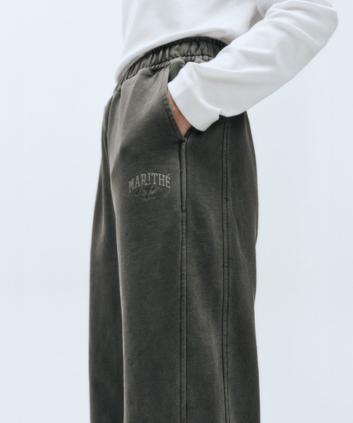 MARITHE + FRANCOIS GIRBAUD(マリテフランソワジルボー)の「PIGMENT WIDE SWEAT PANTS(スウェットパンツ・レディース・ブルー系その他/チャコール・SMALL/MEDIUM/LARGE/X-LARGE)」の8枚目の写真