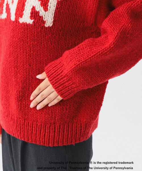 BEAMS BOY(ビームスボーイ)の「【別注】THE BOOKSTORE / Hand Logo Sweater 25FW(ニット/セーター・レディース・レッド・ONE SIZE)」の12枚目の写真