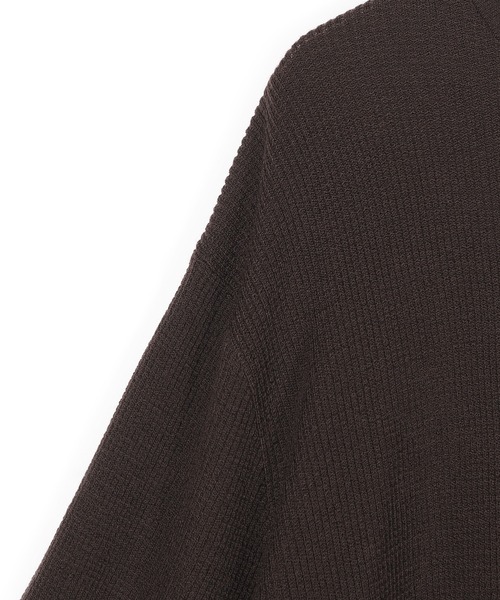 MEN'S BIGI（メンズビギ）の「メリノウール ワッフル編みニット（ニット/セーター・メンズ・ブラック/ホワイト/レッド/ブラウン・01/03/02）」の7枚目の写真