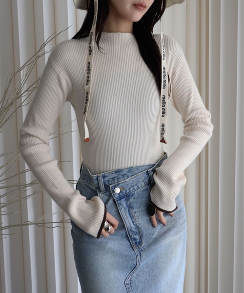 YENNA（イェンナ）の「袖配色スリットリブハイネックニット（ニット/セーター・レディース・ホワイト×ブラック/グレイッシュベージュ/アイボリー/ブラック/ブラウン・FREE）」の9枚目の写真