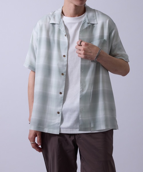  j.n.r.d（ジェー・エヌ・アール・ディー）の「【通気性・ドライタッチ】柄物アソートシャツ（シャツ/ブラウス・メンズ・グレー/ミント/ホワイト/ダークブラウン・M/L/LL）」の2枚目の写真