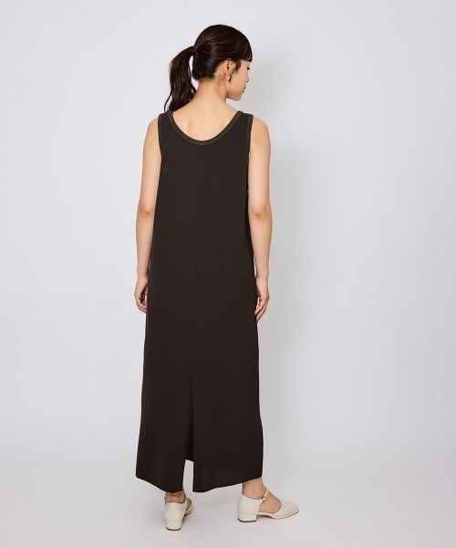 QUEENS COURT（クイーンズコート）の「カットジョーゼットスリーブレスワンピース≪手洗い可能≫（ワンピース・レディース・ブラウン/ブラック・M）」の4枚目の写真