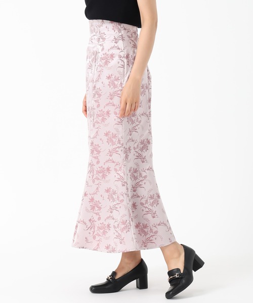 MISCH MASCH(ミッシュマッシュ)の「ボタニカルジャガードマーメイドスカート(スカート・レディース・グレー/ピンク・M/S)」の3枚目の写真