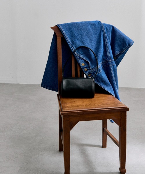 PUAL CE CIN(ピュアルセシン)の「【@kokiminitaコラボ】シリンダーバッグ(ハンドバッグ・レディース・ブラック/ピンク・FREE)」の4枚目の写真