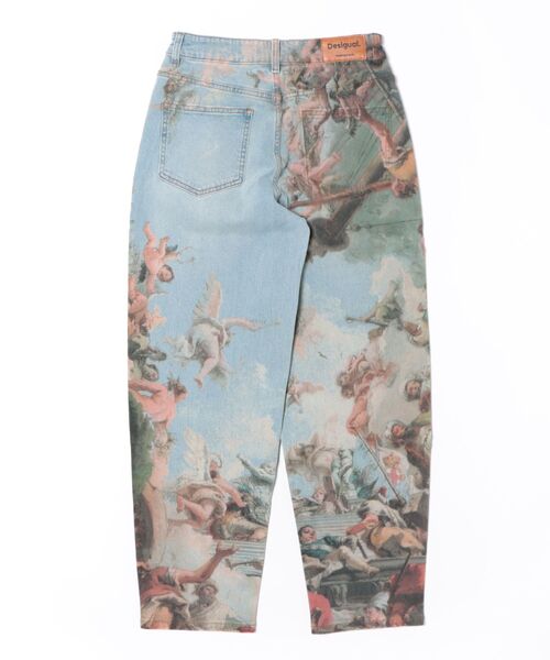 Desigual（デシグアル）の「ルネサンス風テーパードストリートデニムパンツ（デニムパンツ・レディース・ブルー・40/36/44/42/38/34）」の2枚目の写真