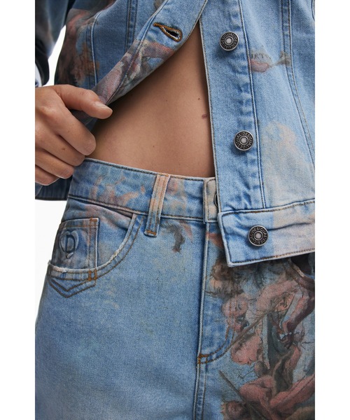 Desigual（デシグアル）の「ルネサンス風テーパードストリートデニムパンツ（デニムパンツ・レディース・ブルー・40/36/44/42/38/34）」の3枚目の写真