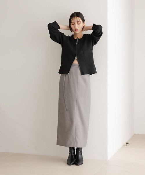 LOWRYS FARM（ローリーズファーム）の「ＷＺＩＰリブカーディガンＬＳ  583233（カーディガン/ボレロ・レディース・ブラック/ブルー/レッド/アイボリー・LONG/SHORT）」の20枚目の写真