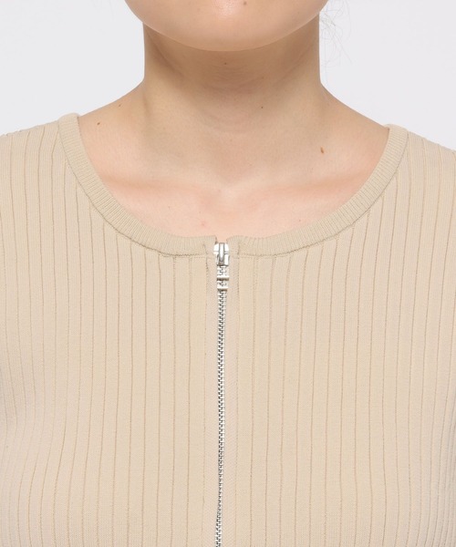 LOWRYS FARM（ローリーズファーム）の「ＷＺＩＰリブカーディガンＬＳ  583233（カーディガン/ボレロ・レディース・ブラック/ブルー/レッド/アイボリー・LONG/SHORT）」の14枚目の写真