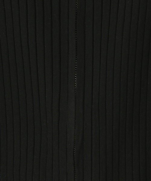 LOWRYS FARM（ローリーズファーム）の「ＷＺＩＰリブカーディガンＬＳ  583233（カーディガン/ボレロ・レディース・ブラック/ブルー/レッド/アイボリー・LONG/SHORT）」の9枚目の写真