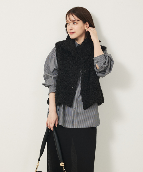 abahouse mavie(アバハウスマヴィ)の「ファーショートベスト(ベスト・レディース・キャメル/ブラック・フリー)」の17枚目の写真