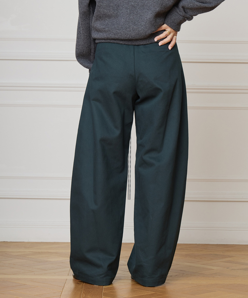 IENA LA BOUCLE（イエナラブークル）の「IENA LA BOUCLE ハイカウントツイルバレルパンツ（その他パンツ・レディース・ベージュ/グリーン・34/36/38/40）」の20枚目の写真