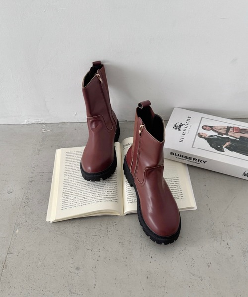 CLEA(クレア)の「エンジニアショートブーツ(ブーツ・レディース・ブラウン/ブラック・23.5cm/24.5cm)」の14枚目の写真