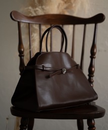 Muffiny（マフィニー）の「アーチフォルムボストンバック（ボストンバッグ）」