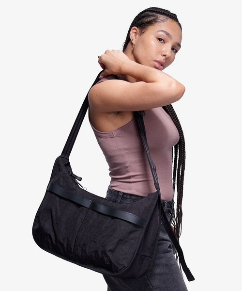 CHROME(クローム)の「CHROME/クローム ショルダーバッグ YOYOGI 14L MESSENGER ヨヨギ 14L メッセンジャー BG384MOSS(ショルダーバッグ・メンズ・モスグリーン・FREE)」の13枚目の写真