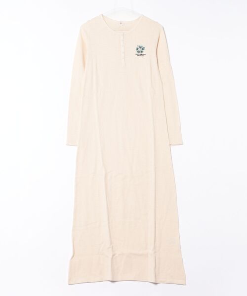 BILLABONG(ビラボン)の「BILLABONG レディース BABY FIT LS TEE ONEPIECE ワンピース 【2025年秋冬モデル】/ビラボン(ワンピース・レディース・オフホワイト/アイボリー/オレンジ系その他・MEDIUM)」の2枚目の写真