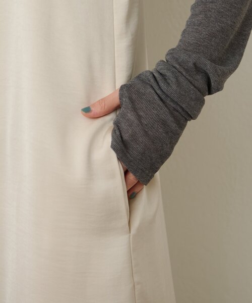 Omekashi（オメカシ）の「サテンスクエアジャンスカ（ジャンパースカート・レディース・ブラウン/オフホワイト・38/36）」の3枚目の写真