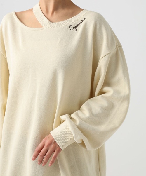 BAYFLOW（ベイフロー）の「[デザインスウェット]スリットデザインチュニック（スウェット・レディース・ネイビー/イエロー/アイボリー・FREE）」の18枚目の写真