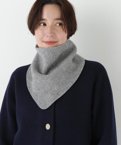 human woman（ヒューマンウーマン）の「◆ウールトライアングルストール（ストール/ショール・レディース・グレー/ブラウン系その他・ﾌﾘ-）」の7枚目の写真