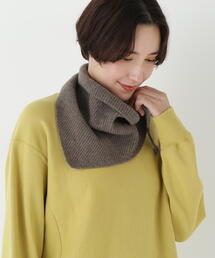 human woman | ◆ウールトライアングルストール(ストール/ショール)