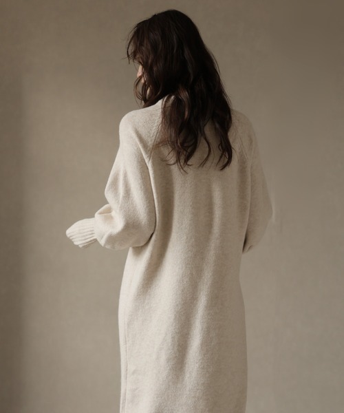 Ulysses(ユリシス)の「指ぬきボリューム袖クルーメランジニットワンピ(ワンピース・レディース・ブラウン/チャコール/ナチュラル・M)」の13枚目の写真