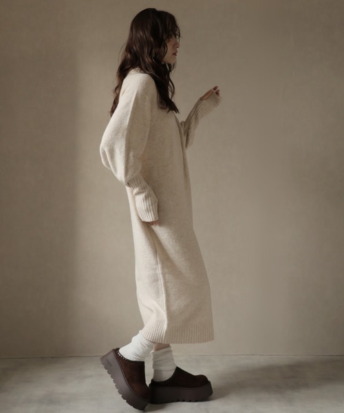 Ulysses(ユリシス)の「指ぬきボリューム袖クルーメランジニットワンピ(ワンピース・レディース・ブラウン/チャコール/ナチュラル・M)」の15枚目の写真