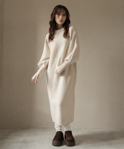 Ulysses(ユリシス)の「指ぬきボリューム袖クルーメランジニットワンピ(ワンピース・レディース・ブラウン/チャコール/ナチュラル・M)」の4枚目の写真