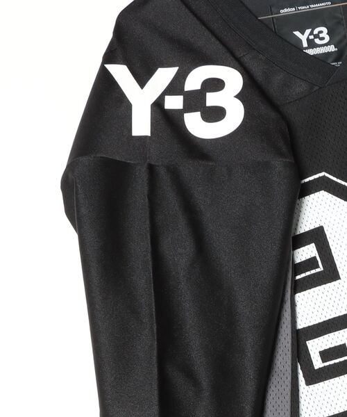 Y-3（ワイスリー）の「Y-3 NBHD FOOTBALL JERSEY（Tシャツ/カットソー・メンズ・ブラック・X-LARGE/LARGE/MEDIUM/SMALL/X-SMALL/XX-SMALL/XX-LARGE）」の3枚目の写真