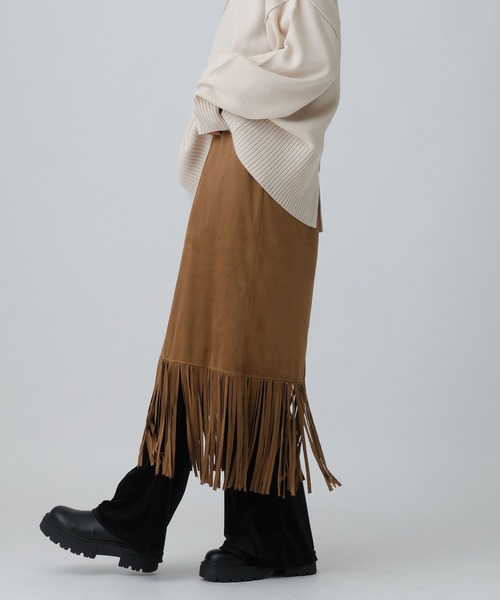 LEPSIM（レプシィム）の「スエードフリンジスカート　581647（スカート・レディース・キャメル/カーキ・FREE）」の4枚目の写真