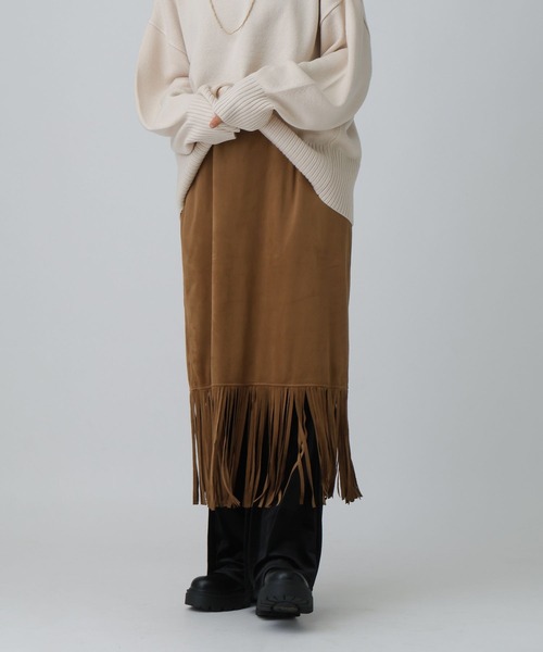 LEPSIM（レプシィム）の「スエードフリンジスカート　581647（スカート・レディース・キャメル/カーキ・FREE）」の17枚目の写真