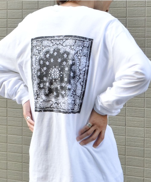 DOUBLE STEAL(ダブルスティール)の「バンダナ プリント ロンT 天竺 ピグメント加工(Tシャツ/カットソー・メンズ・オフホワイト/カーキ/ブラック/バーガンディー・LARGE/MEDIUM)」の1枚目の写真