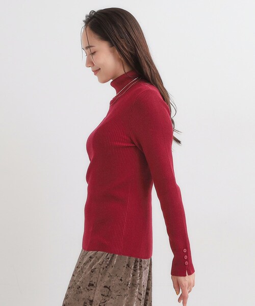 SHOO・LA・RUE（シューラルー）の「【絶妙なゆるピタ/洗濯機可】ちくちくしにくい リブタートルネック やわらかニット【CIRCRIC】（ニット/セーター・レディース・ライトグレー/グリーン系/ブラック/レッド系1/ホワイト系5/オフホワイト/チャコールグレー/ライトパープル/ブルー系その他・02/03/04/01）」の20枚目の写真