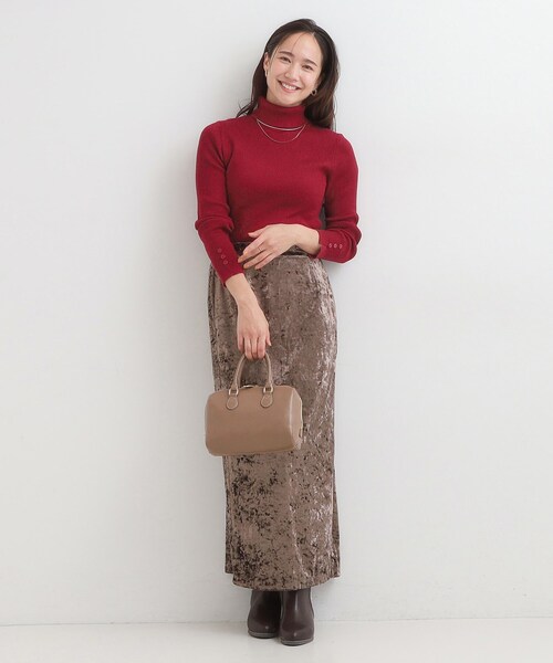 SHOO・LA・RUE（シューラルー）の「【絶妙なゆるピタ/洗濯機可】ちくちくしにくい リブタートルネック やわらかニット【CIRCRIC】（ニット/セーター・レディース・ライトグレー/グリーン系/ブラック/レッド系1/ホワイト系5/オフホワイト/チャコールグレー/ライトパープル/ブルー系その他・02/03/04/01）」の21枚目の写真