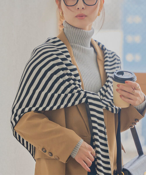 KOBE LETTUCE（コウベレタス）の「ワイドニットスカーフ（バンダナ/スカーフ・レディース・ベージュ/ストライプ/グレー・FREE）」の3枚目の写真