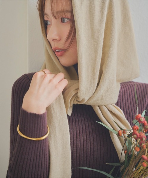 KOBE LETTUCE（コウベレタス）の「ワイドニットスカーフ（バンダナ/スカーフ・レディース・ベージュ/ストライプ/グレー・FREE）」の6枚目の写真