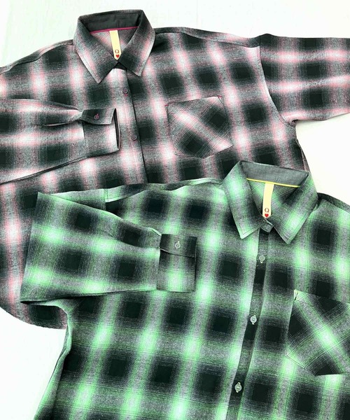 Q（キュー）の「シャドーチェックオーバーサイズシャツ（シャツ/ブラウス・レディース・ピンク系その他/グリーン系その他・MEDIUM）」の20枚目の写真