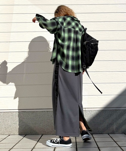 Q（キュー）の「シャドーチェックオーバーサイズシャツ（シャツ/ブラウス・レディース・ピンク系その他/グリーン系その他・MEDIUM）」の10枚目の写真