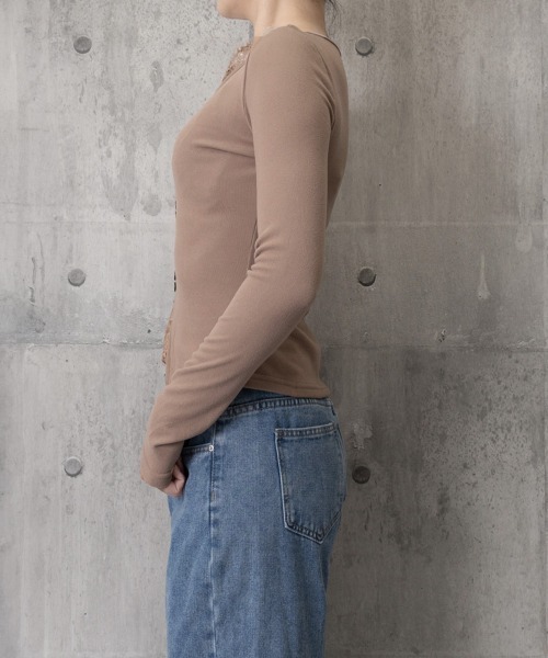 Miniministore(ミニミニストア)の「カットソー レース切り替え 長袖Tシャツ(Tシャツ/カットソー・レディース・ブラック/モカ・FREE)」の8枚目の写真