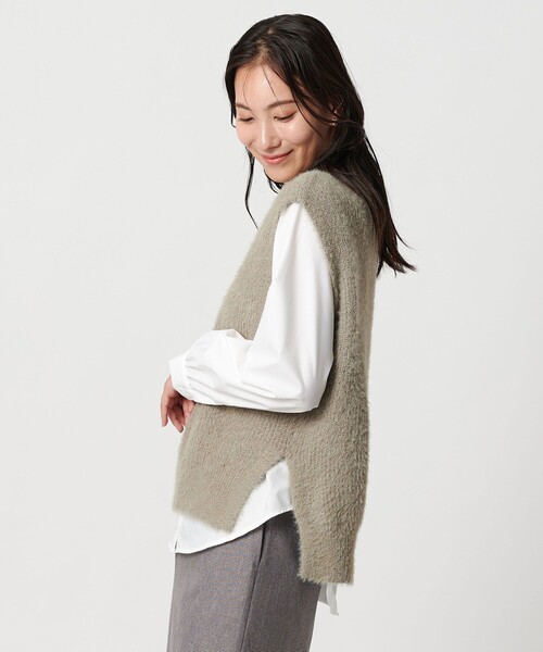 A DAY IN THE LIFE UNITED ARROWS（アデイインザライフユナイテッドアローズ）の「ラメフェザー ハイネックベスト＋シャツ ＜A DAY IN THE LIFE＞（ニット/セーター・レディース・ベージュ・FREE）」の3枚目の写真
