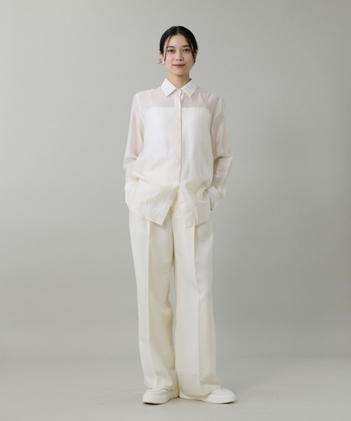 INED(イネド)の「ミクスチャー分繊 ラメドットブラウス(シャツ/ブラウス・レディース・アイボリー/ネイビー・9号/11号)」の3枚目の写真